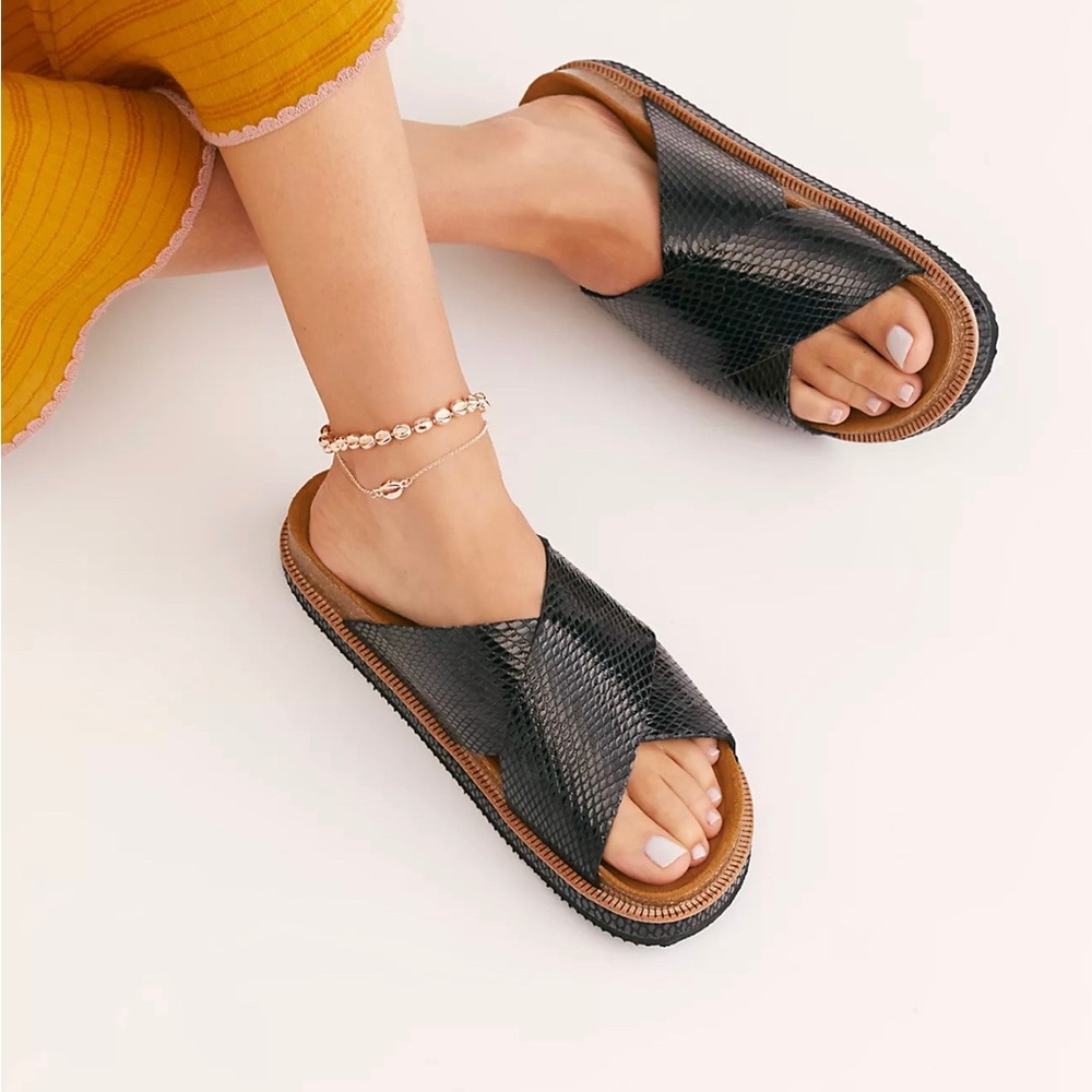 FREE PEOPLE Sidelines Footbed Sandals BLACK SNAKE